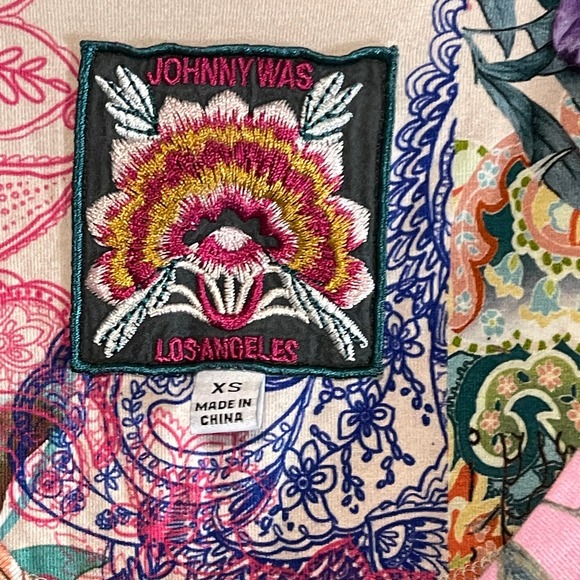 Johnny Was Floral Jersey Bamboo Stretch V Neck Floral Pullover Top Size XS - Picture 3 of 10